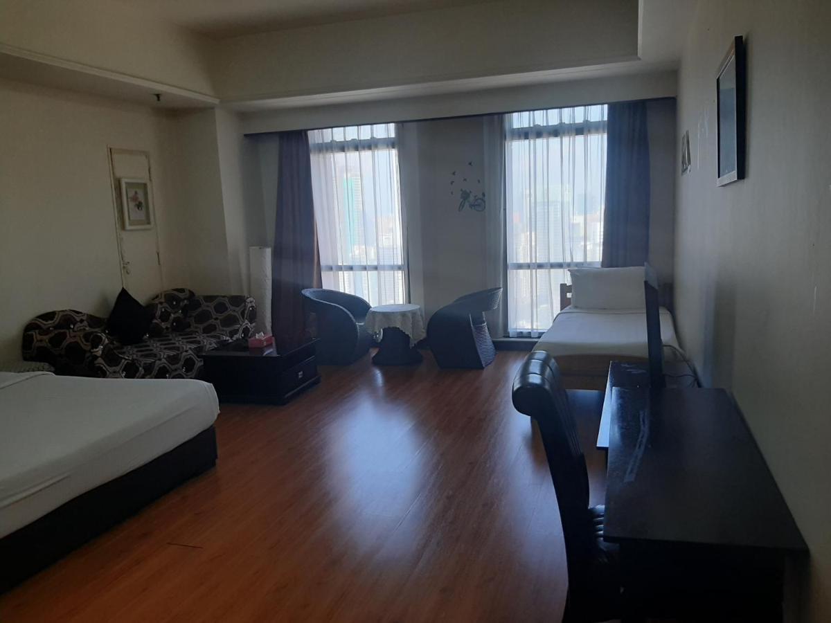 Genius Service At Times Square Apartment
